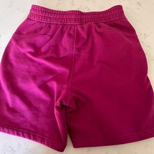 Lululemon Loungeful Shorts Size 6